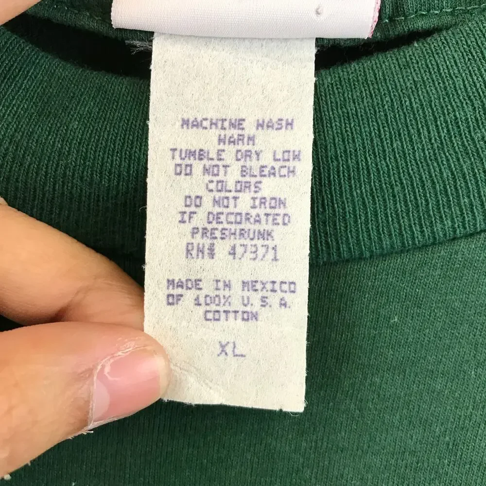 Vintage 90s Brett Farve Green Bay‎ Packers Country T shirt sz Youth XL